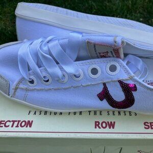 True Religion low canvas sneaker white with sequins, size 9.5